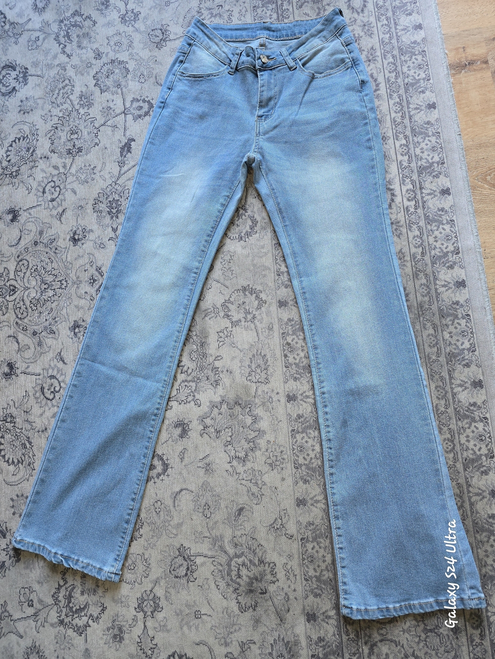 Classic Light Blue Women's Straight Jeans